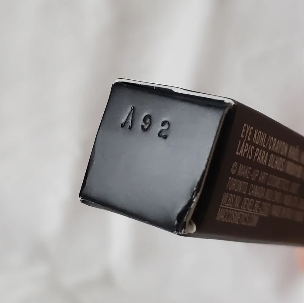NIB MAC Eye Kohl Eyeliner in Intense Black